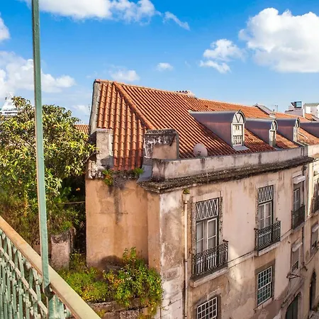 Boho-chic Alfama With A River View